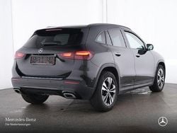 Kosmosschwarz Gebraucht 2024 Mercedes GLA220 Progressive SUV | 39.990 € (Guter Preis)