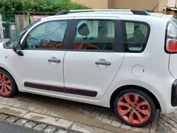 Weiß Gebraucht 2011 Citroën C3 Picasso SELECTION Van / Kleinbus | 4.100 € (Guter Preis)