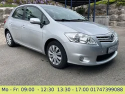 Silber Gebraucht 2011 Toyota Auris Edition Limousine | 5.999 € (Guter Preis)
