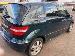 Mercedes B170