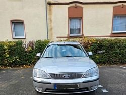 Silber Gebraucht 2004 Ford Mondeo Ghia Kombi | 1.999 €
