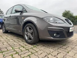 Grau Gebraucht 2015 Seat Altea Sun Van / Kleinbus | 8.999 € (Etwas zu teuer)
