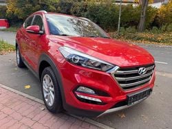 Rot Gebraucht 2015 Hyundai Tucson Style SUV | 12.990 € (Fairer Preis)