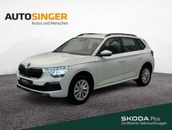 Moonweiss metallic Gebraucht 2024 Skoda Kamiq Selection SUV | 25.930 € (Guter Preis)