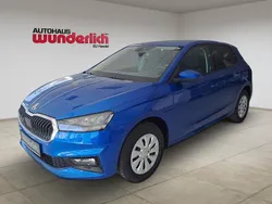 Blau Gebraucht 2024 Skoda Fabia Ambition Kleinwagen | 18.990 € (Fairer Preis)
