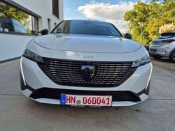 Weiss/typ aussenverkleidung me Gebraucht 2024 Peugeot 308 Allure Kombi | 21.890 € (Superpreis)