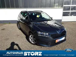 Quarzgrau Gebraucht 2021 Skoda Fabia Ambition Kombi | 14.600 € (Fairer Preis)