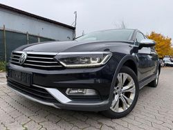 Schwarz Gebraucht 2016 VW Passat Alltrack Kombi | 10.500 €
