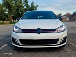 Weiß Gebraucht 2016 VW Golf VII Sport Limousine | 17.999 € (Guter Preis)