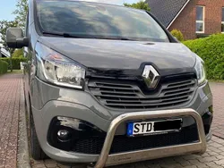Grau Gebraucht 2015 Renault Trafic Van | 15.750 € (Fairer Preis)