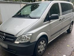 Silber Gebraucht 2013 Mercedes Vito Van / Kleinbus | 13.000 €