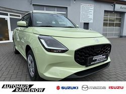 Gelb Neu 2025 Suzuki Swift Club Kleinwagen | 20.340 €