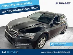 Blackmagic perleffekt Gebraucht 2022 Skoda Superb Ambition Kombi | 17.107 € (Guter Preis)