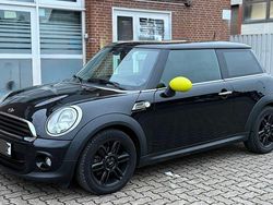Schwarz Gebraucht 2013 Mini ONE Brick Lane Kleinwagen | 6.900 € (Etwas zu teuer)