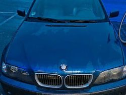 Blau Gebraucht 2005 BMW 318 Lifestyle Kombi | 2.250 € (Guter Preis)