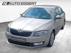 Bezova capuccino/capuccino bei Gebraucht 2016 Skoda Octavia Ambition Limousine | 9.990 € (Superpreis)