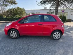 Rot Gebraucht 2011 Toyota Yaris Cool Limousine | 1.690 € (Superpreis)