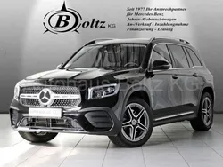 Kosmosschwarz (metallic) Gebraucht 2023 Mercedes GLB250 AMG SUV | 45.900 € (Fairer Preis)