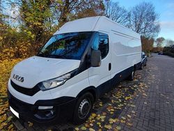 Weiß Gebraucht 2016 Iveco Daily Van / Kleinbus | 12.990 €