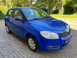 Blau Gebraucht 2010 Skoda Fabia Limousine | 3.000 € (Fairer Preis)