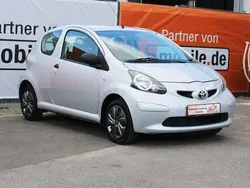 Silber Gebraucht 2008 Toyota Aygo Kleinwagen | 1.900 € (Fairer Preis)