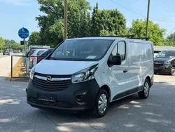 Weiß Gebraucht 2018 Opel Vivaro Van | 8.850 € (Superpreis)