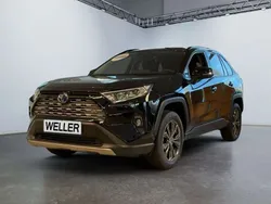 Attitude black Neu 2025 Toyota RAV4 Hybrid Team SUV | 44.990 € (Etwas zu teuer)