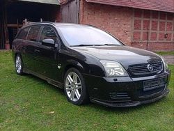 Schwarz Gebraucht 2005 Opel Vectra Kombi | 2.500 € (Fairer Preis)