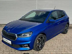 Raceblau (metallic) Gebraucht 2023 Skoda Fabia Style Kleinwagen | 22.950 € (Fairer Preis)