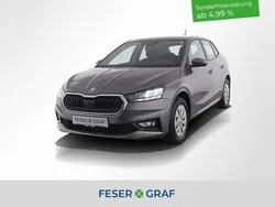 Graphitegrau metallic Gebraucht 2024 Skoda Fabia Selection Limousine | 17.450 € (Fairer Preis)