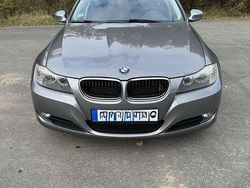 Grau Gebraucht 2010 BMW 318 Kombi | 4.400 € (Superpreis)