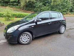 Schwarz Gebraucht 2012 Hyundai i20 Trend Limousine | 2.250 € (Fairer Preis)