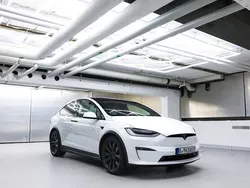 Weiß Gebraucht 2022 Tesla Model X Plaid SUV | 89.900 € (Etwas zu teuer)