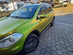Gelb Gebraucht 2013 Suzuki SX4 S-Cross SUV | 7.350 € (Fairer Preis)