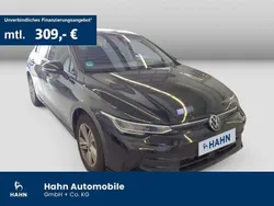Schwarz Gebraucht 2024 VW Golf VIII Life Limousine | 22.930 € (Guter Preis)