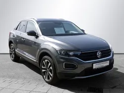 Grau Gebraucht 2021 VW T-Roc United SUV | 29.990 € (Etwas zu teuer)