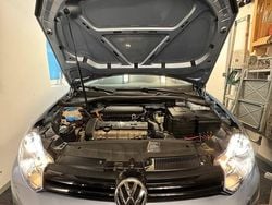 Blau Gebraucht 2008 VW Golf VI Limousine | 3.000 € (Etwas zu teuer)