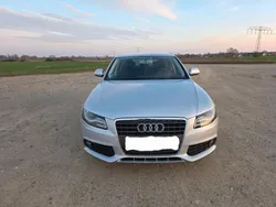 Silber Gebraucht 2009 Audi A4 Comfort Limousine | 5.300 € (Fairer Preis)
