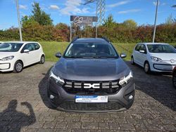 Grau Gebraucht 2024 Dacia Jogger Expression Van / Kleinbus | 17.490 € (Guter Preis)