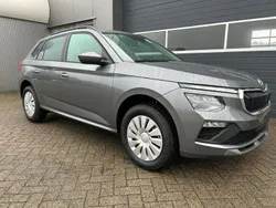 Graphit grau metallic Neu 2025 Skoda Kamiq Selection SUV | 25.340 € (Guter Preis)