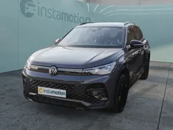 Grau Gebraucht 2024 VW Tiguan R-line SUV | 49.705 € (Fairer Preis)
