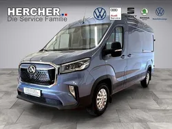 Blau Neu 2025 Maxus eDeliver 9 Van | 38.980 €