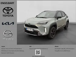 Urban khaki, dach schwarz Gebraucht 2024 Toyota Yaris Hybrid | 32.450 € (Etwas zu teuer)