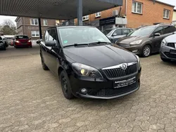 Schwarz Gebraucht 2014 Skoda Fabia Ambition Limousine | 7.300 € (Fairer Preis)
