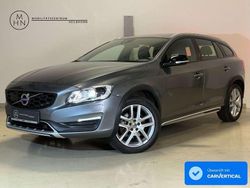 Osmium grey metallic / metalli Gebraucht 2018 Volvo V60 CC Pro Kombi | 18.980 €