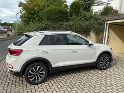 Grau Gebraucht 2023 VW T-Roc Style SUV | 29.000 € (Fairer Preis)