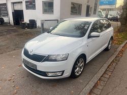 Moonweiss metallic Gebraucht 2014 Skoda Rapid Drive Limousine | 9.450 € (Fairer Preis)