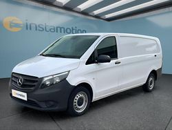 Weiß Gebraucht 2024 Mercedes Vito Van / Kleinbus | 32.899 € (Fairer Preis)
