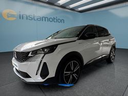 Weiß Gebraucht 2022 Peugeot 3008 SUV | 33.699 € (Teuer)