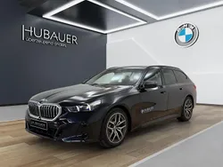 Schwarz Gebraucht 2025 BMW 520 M Sport Kombi | 57.999 € (Fairer Preis)